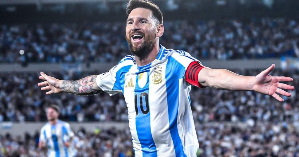 Lionel Messi scores a hat trick, Argentina win against Bolivia